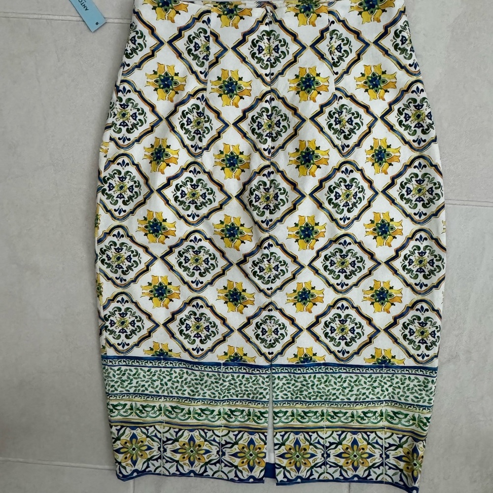 Antonio Melani. Mediterranean /Mosaic Style Pencil Skirt - Size 2. NWT - Picture 4 of 12